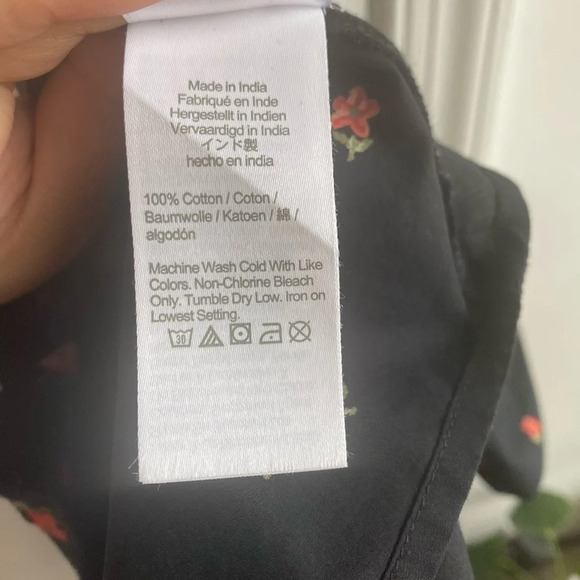 J Crew Crewcuts Girl’s Black Floral Blouse Peter Pan Collar Size 10/11 - Picture 4 of 5